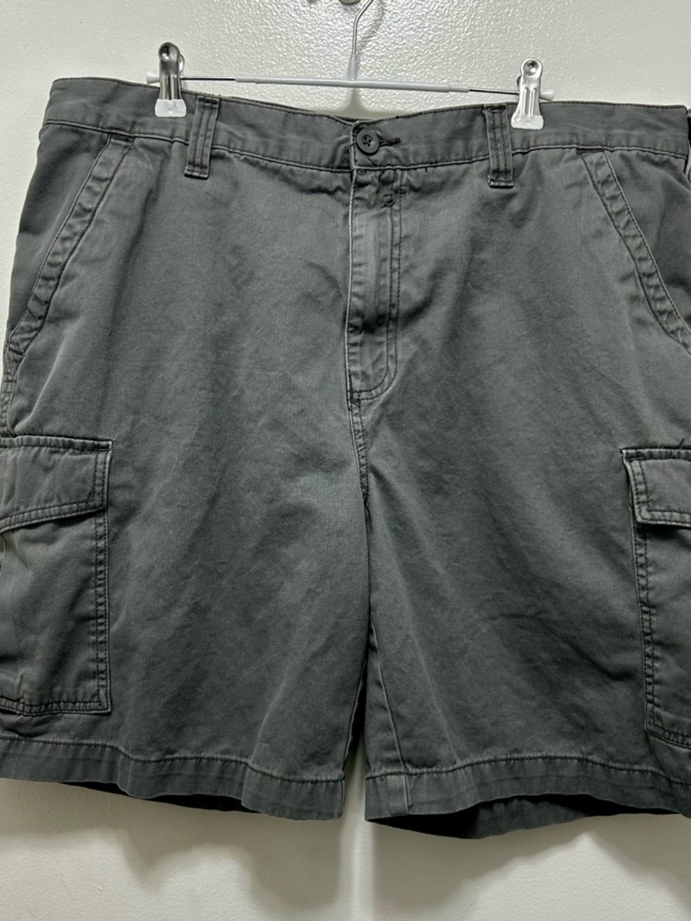 croft & barrow Charcoal Gray Cargo Shorts‎